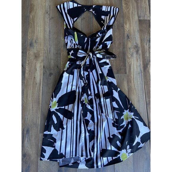 Hailey Morgan Dress Womens 12 Navy White Floral Aline Casual Summer Casual - Picture 4 of 8